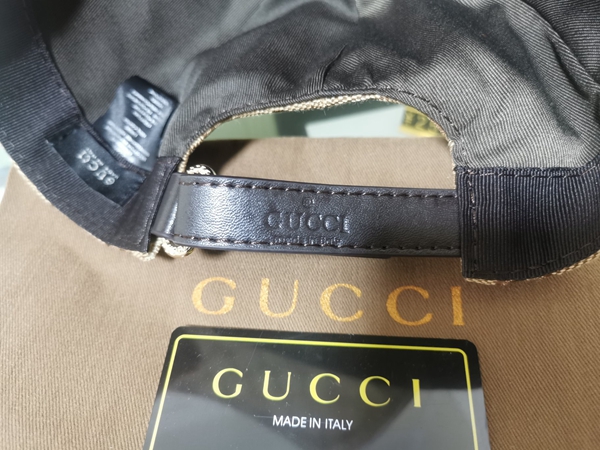 ブランド帽子角部分ディテール